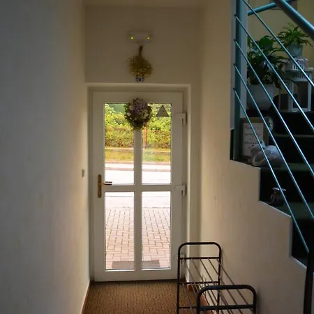 Aura Guest house *